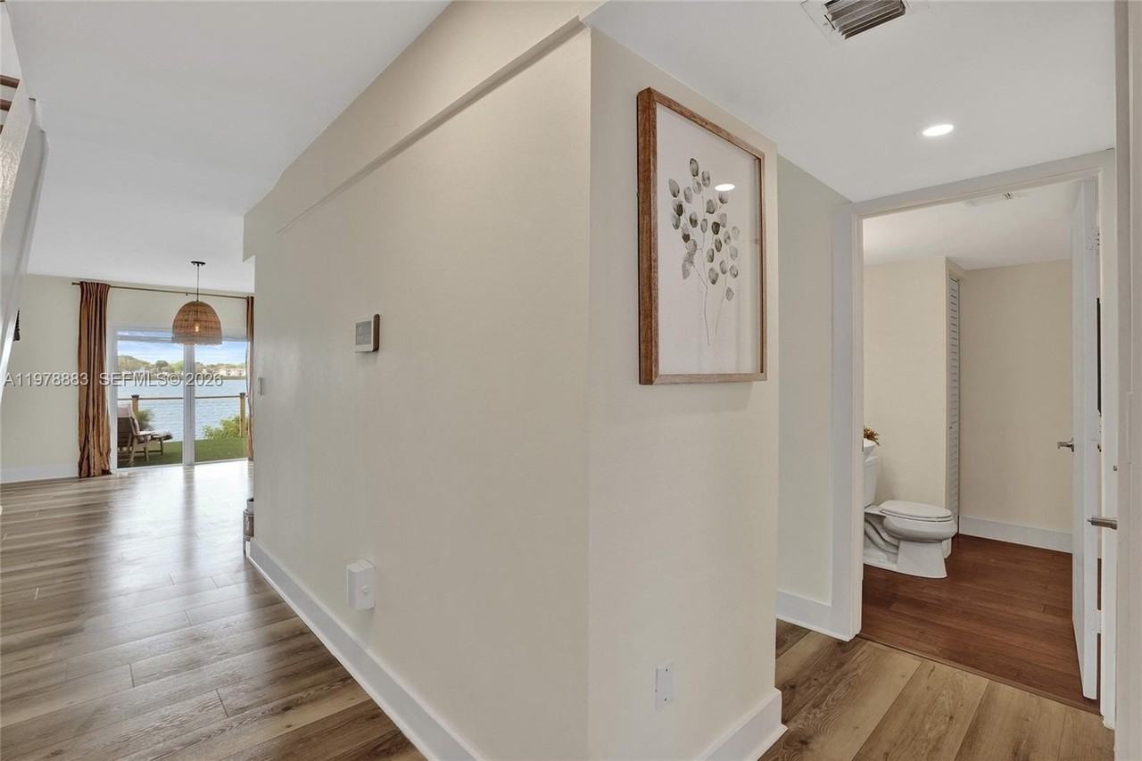 20822 San Simeon Way #103 - Photo 5 of 31