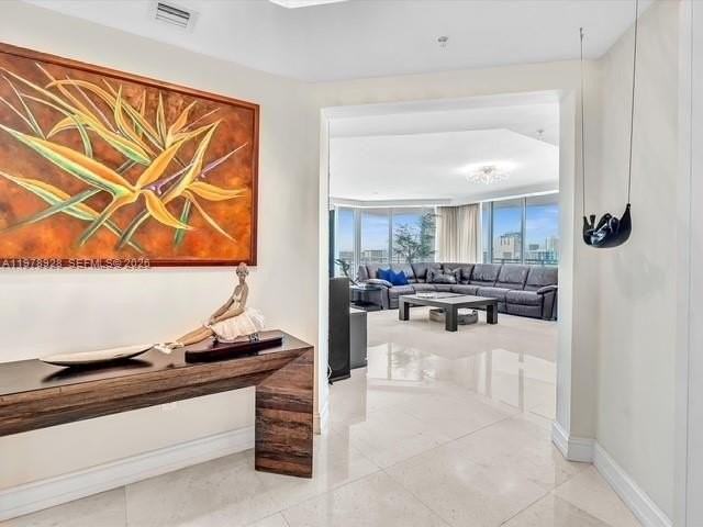 3535 S Ocean Dr #905 - Photo 6 of 50