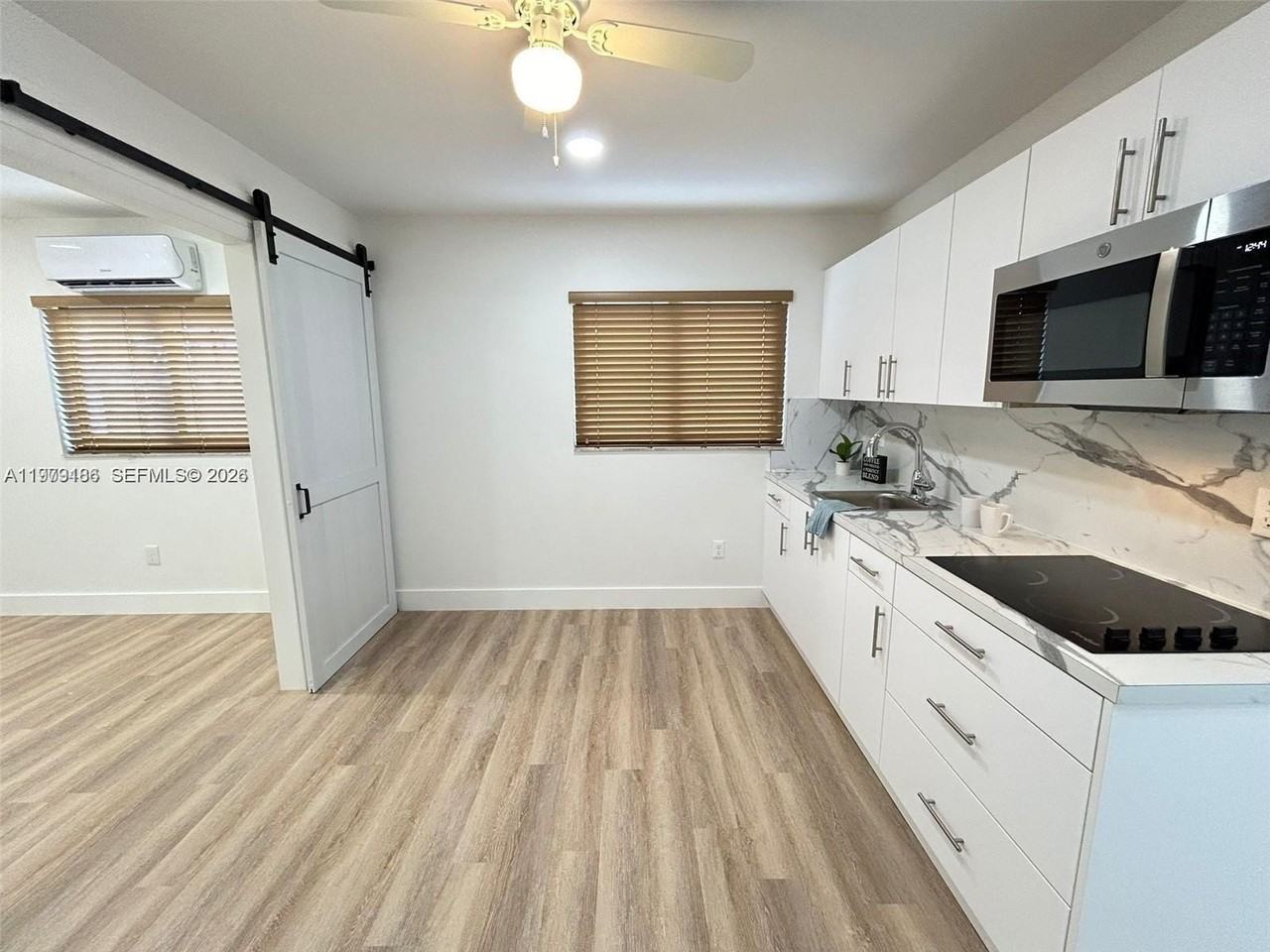 142 Nw 21st Ave #3 - Photo 7 of 21