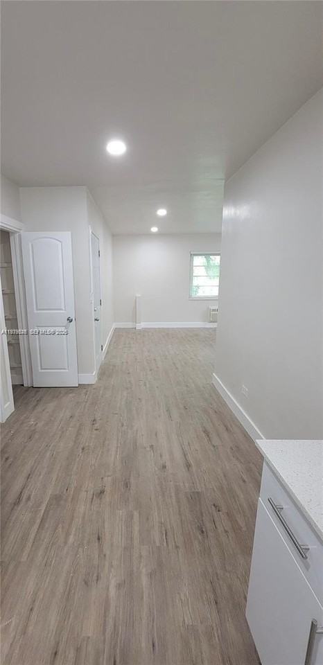 1533 Jefferson Ave #2 - Photo 6 of 14