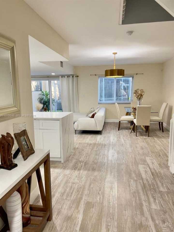 568 N University Dr #568 - Photo 7 of 31