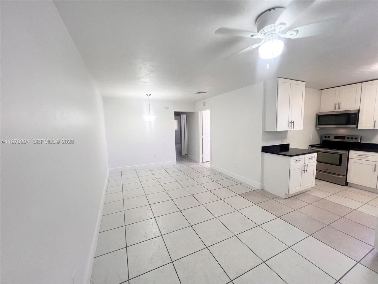 5600 Nw 15th St #9 - Photo 2 of 7