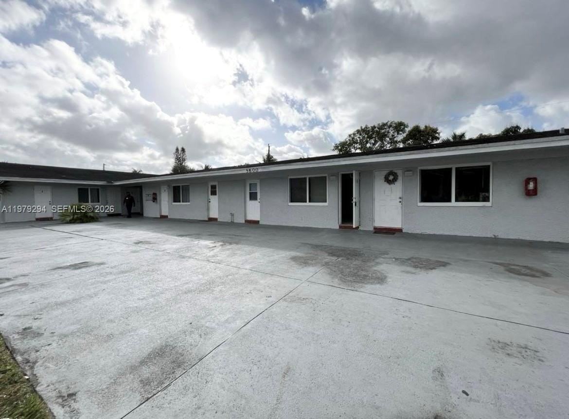 5600 Nw 15th St #9 - Photo 7 of 7