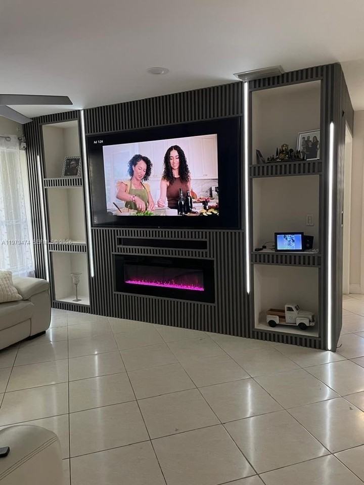 3987 Carambola Cir N #2923 - Photo 2 of 11