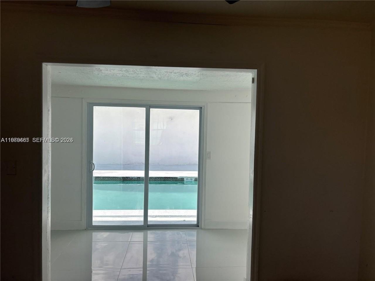 3340 Sw 94th Pl #1 - Photo 5 of 21