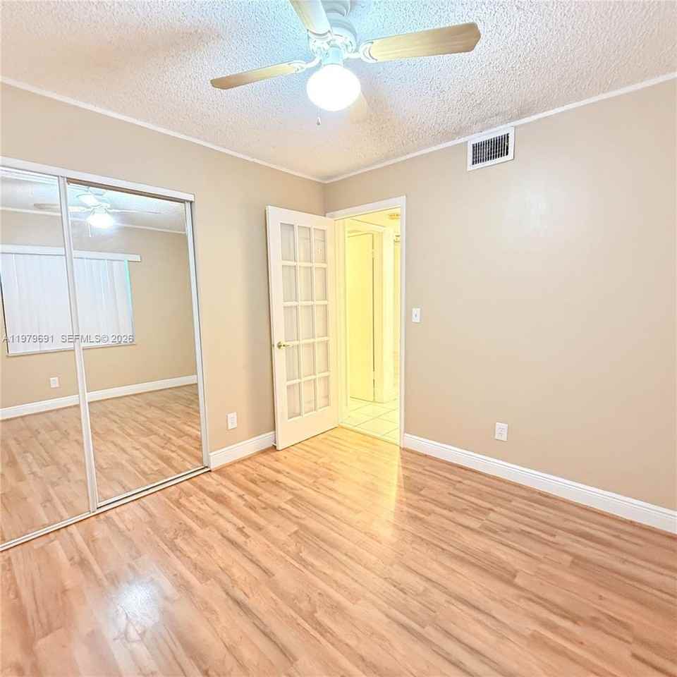 10541 Nw 10th St #103 - Photo 7 of 22