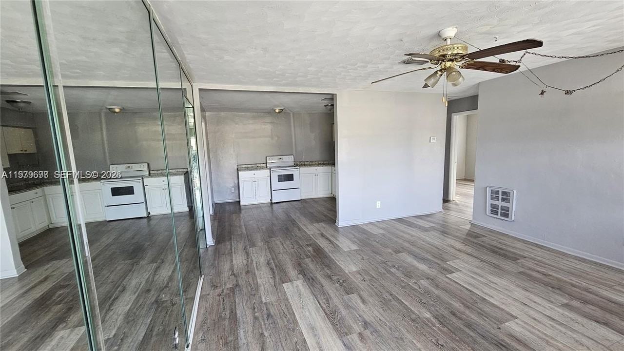 374 Nw 31st Ave - Photo 6 of 28