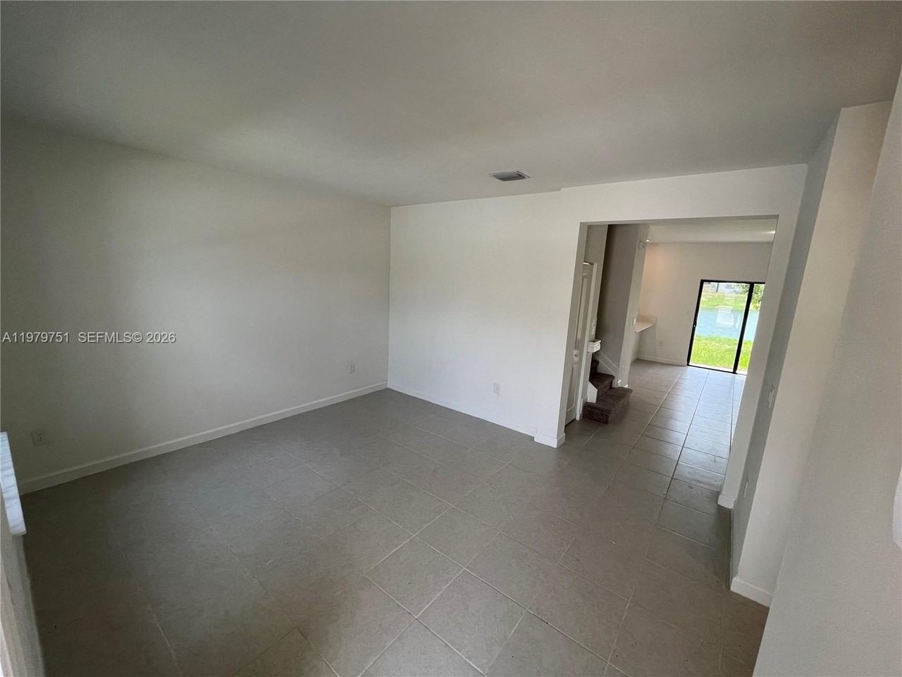 9960 Sw 228th Ter - Photo 4 of 40