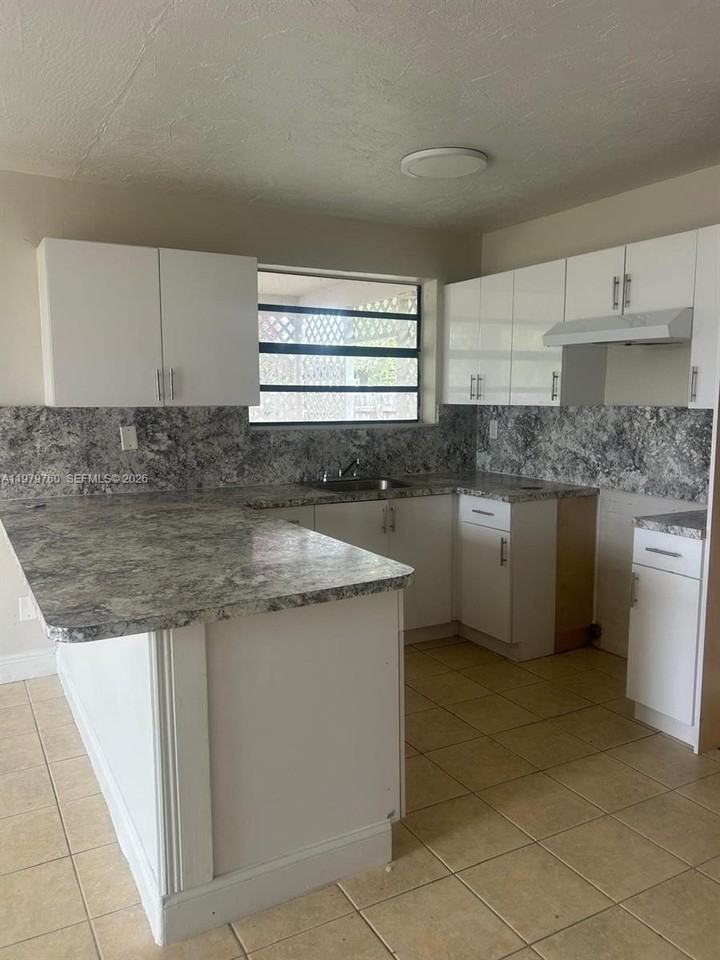 28511 Sw 147th Ave - Photo 7 of 19