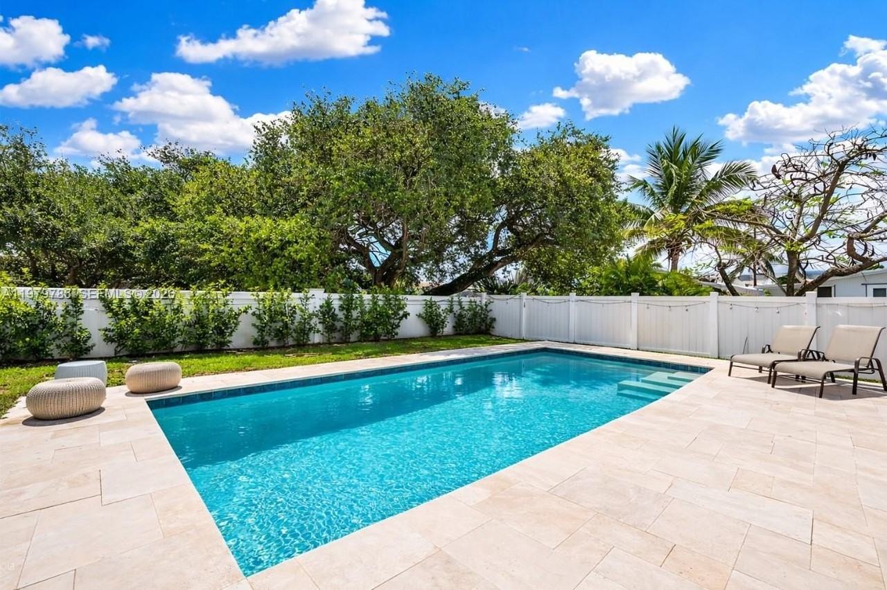 4980 Whispering Way - Photo 2 of 22