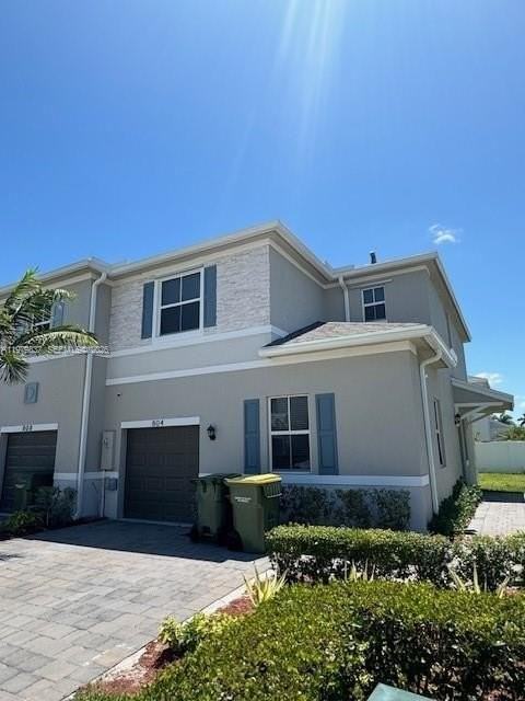 804 Se 18th St #804 - Photo 2 of 22