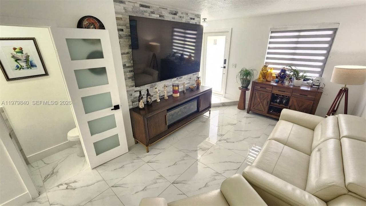 1921 Sw 107th Ave #509 - Photo 6 of 34