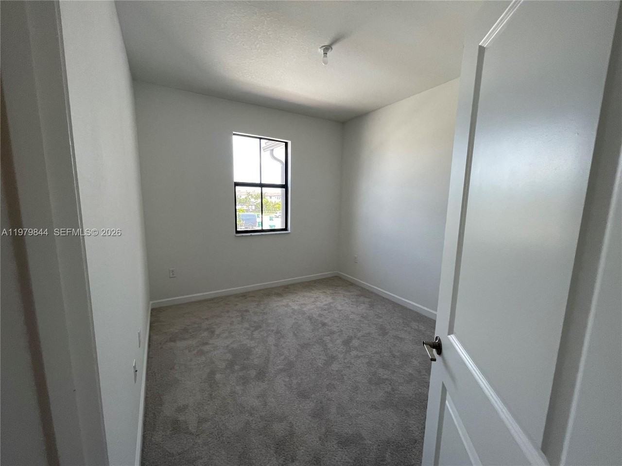 13146 Sw 234th Ter #13146 - Photo 7 of 19