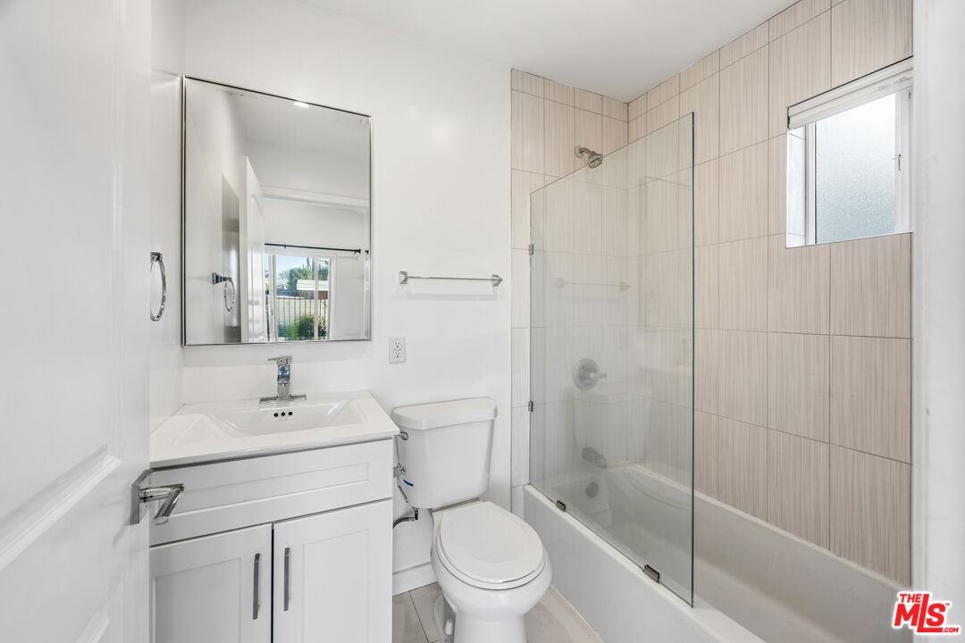 17141 Sherman Way - Photo 2 of 8