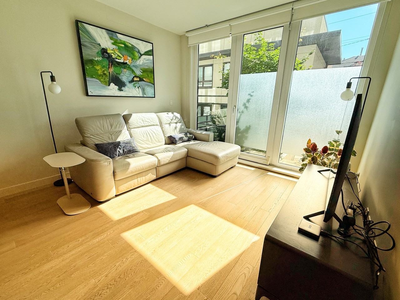 Cambie St. & W 29th Ave #103 - Photo 7 of 15