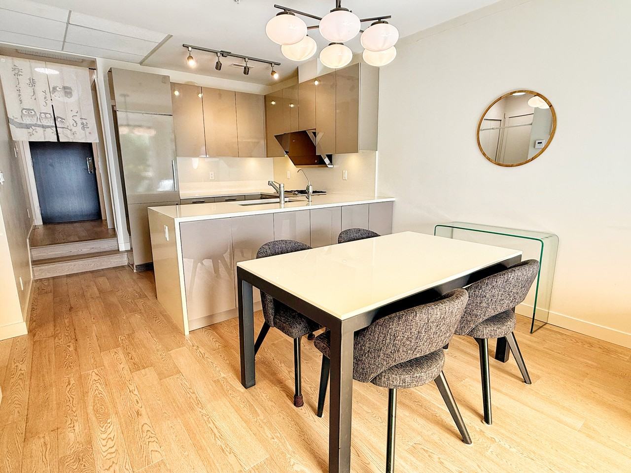 Cambie St. & W 29th Ave #103 - Photo 5 of 15