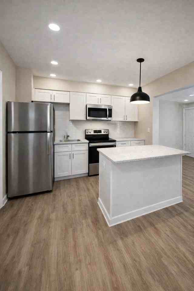 2547 14th Ave S - Photo 2 of 7