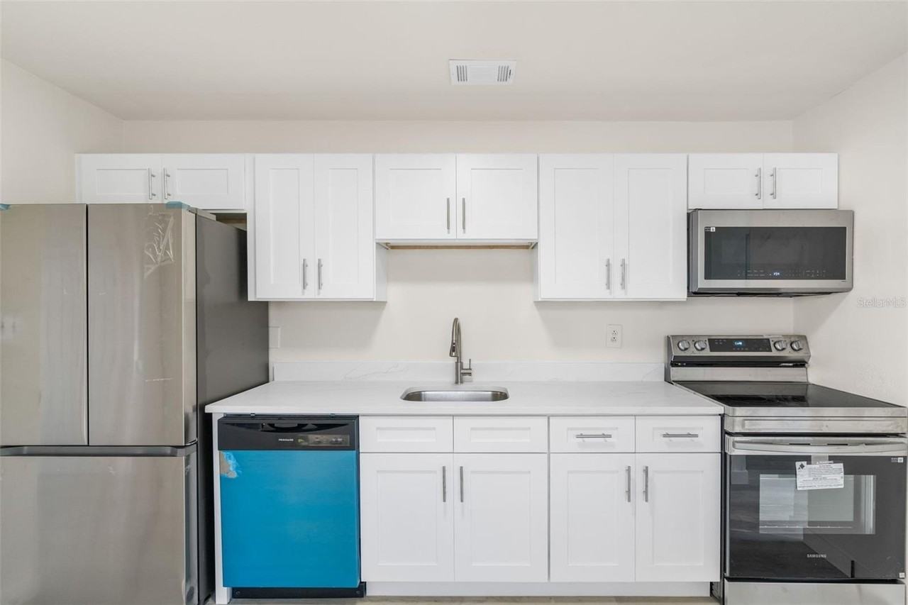 1778 23rd St - Photo 2 of 23