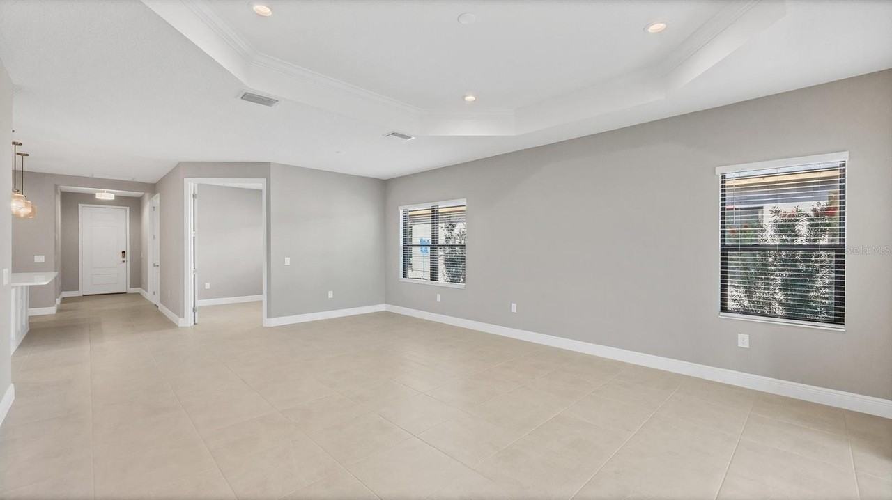 690 Allora Ave - Photo 5 of 34