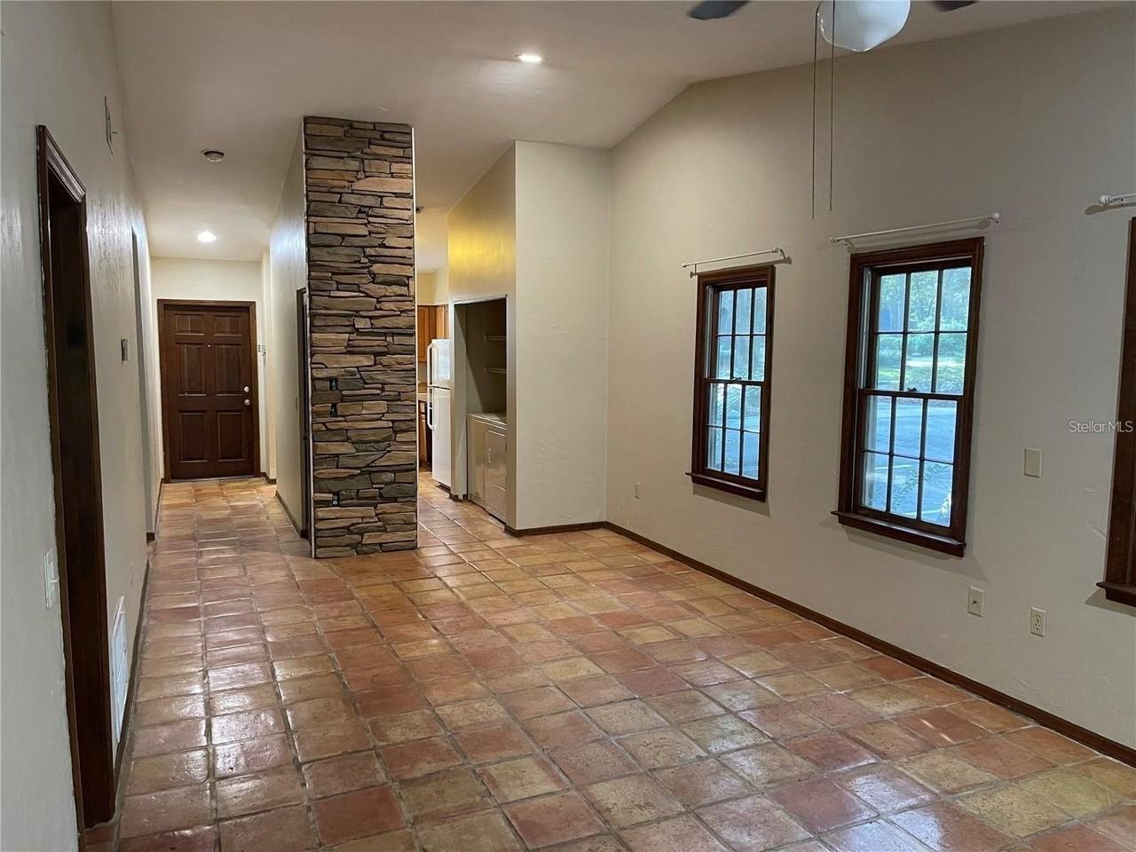 5213 Sw 92nd Ct - Photo 5 of 17