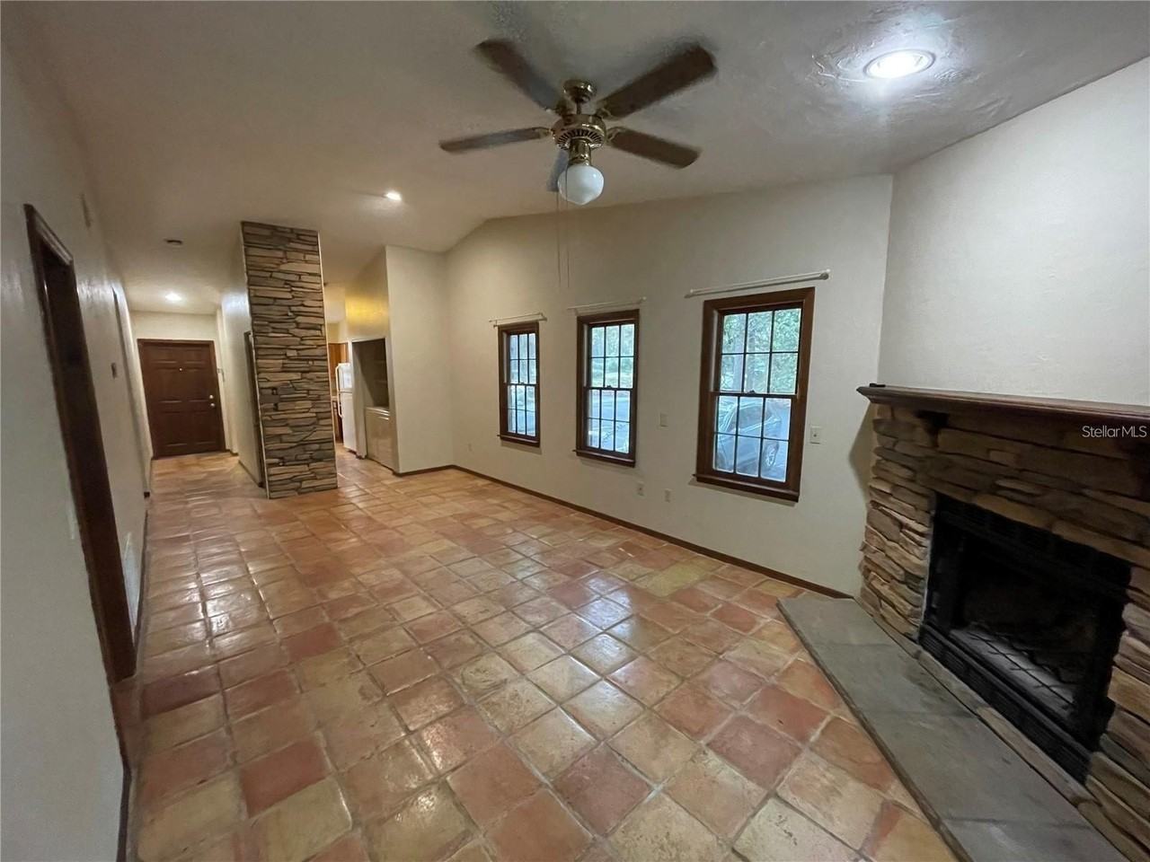 5213 Sw 92nd Ct - Photo 6 of 17