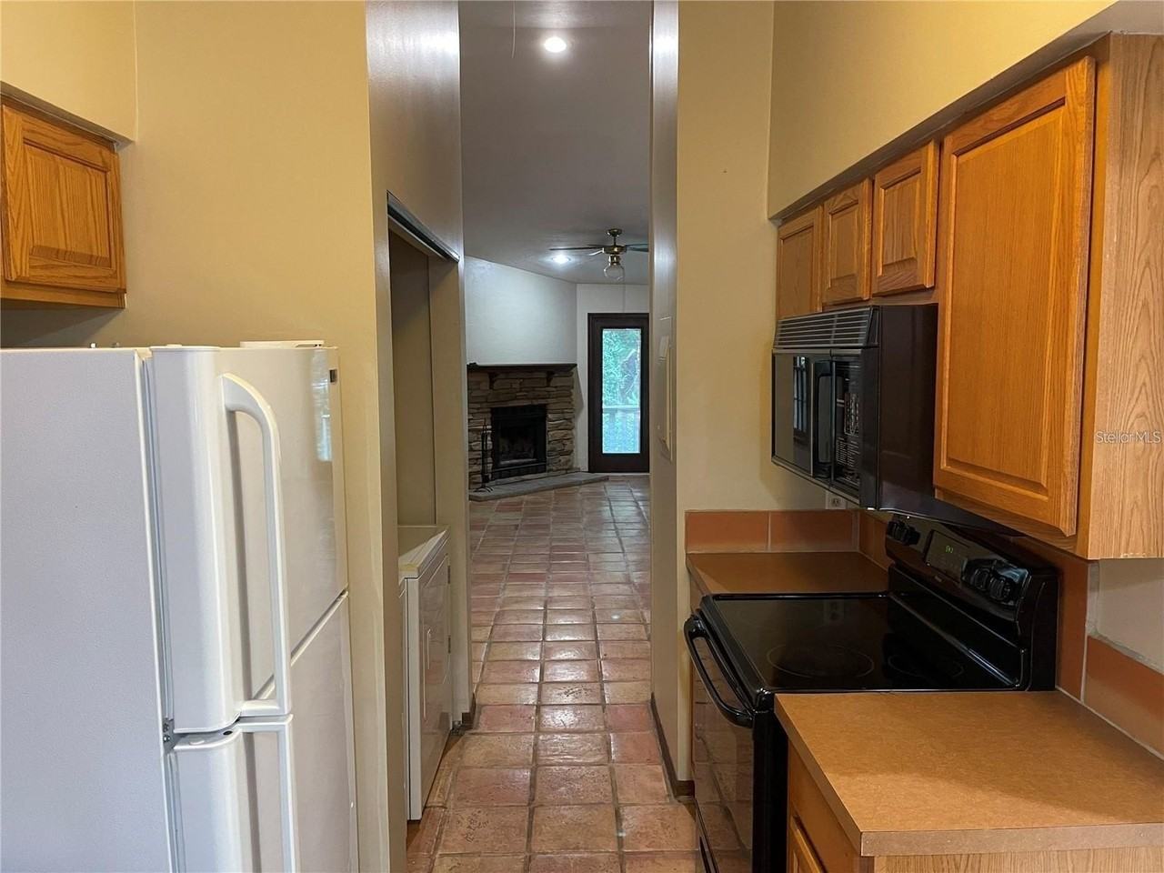 5213 Sw 92nd Ct - Photo 7 of 17