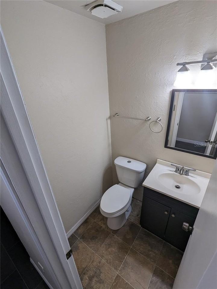 4317 Sw 69th Ter - Photo 5 of 23