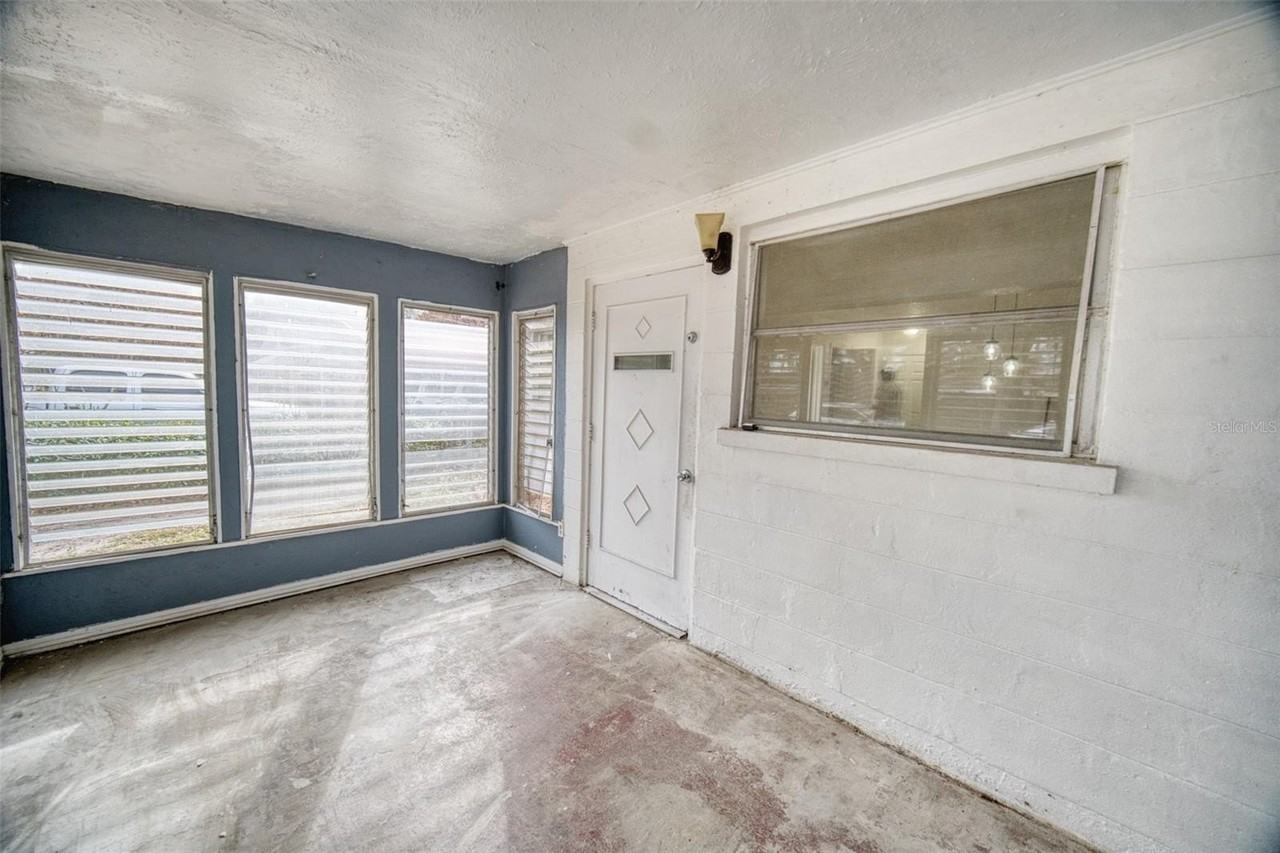 2317 Harris St - Photo 5 of 40