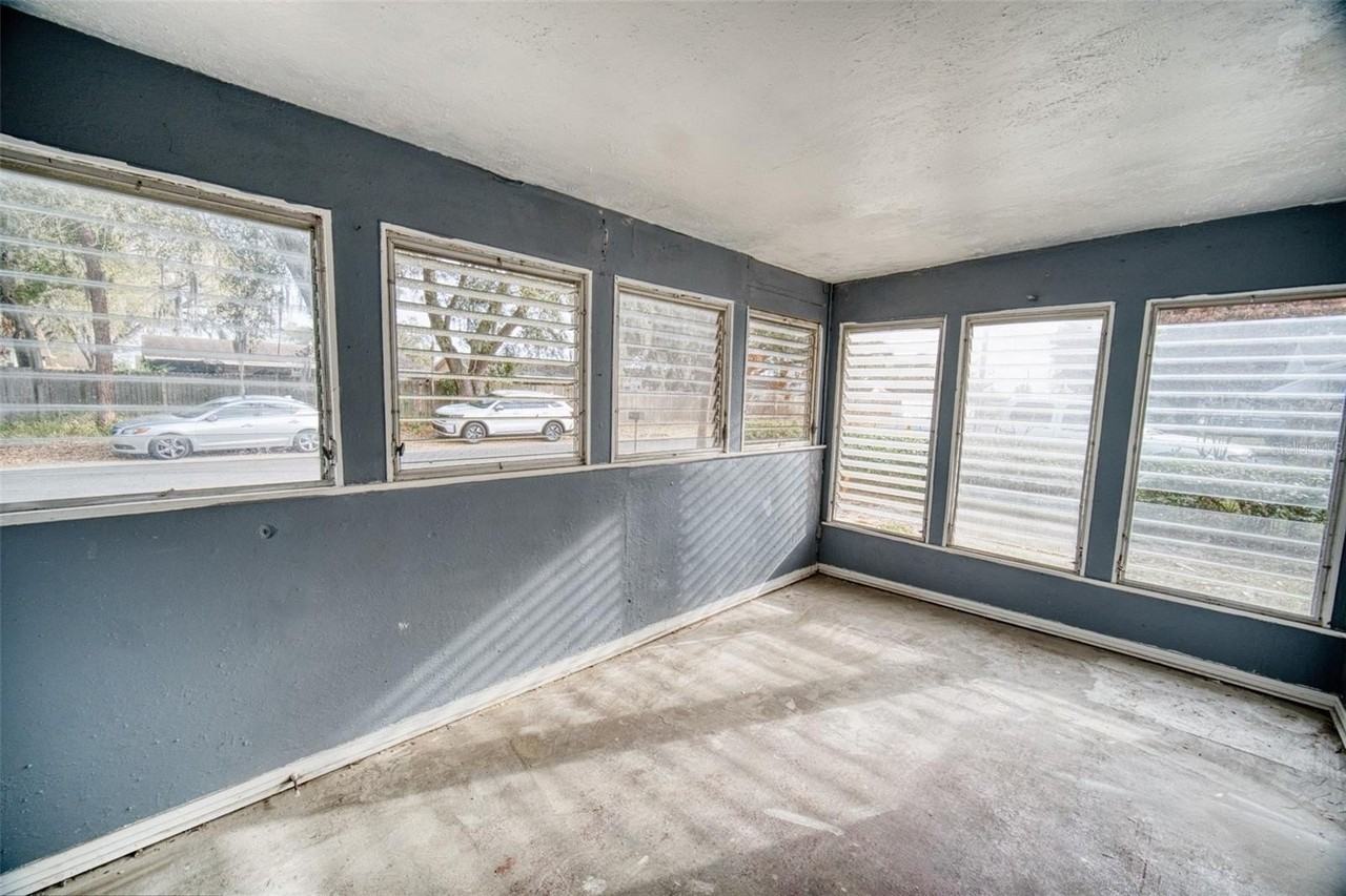 2317 Harris St - Photo 6 of 40