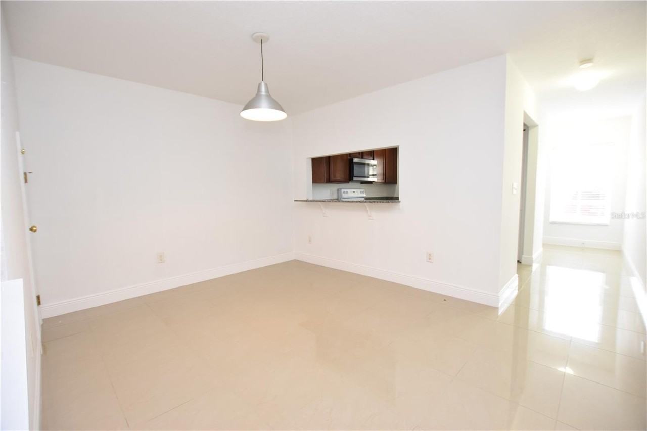 5410 River Rock Rd - Photo 7 of 26