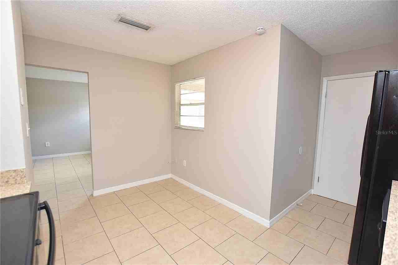 1139 Mercury Dr W #C - Photo 6 of 17