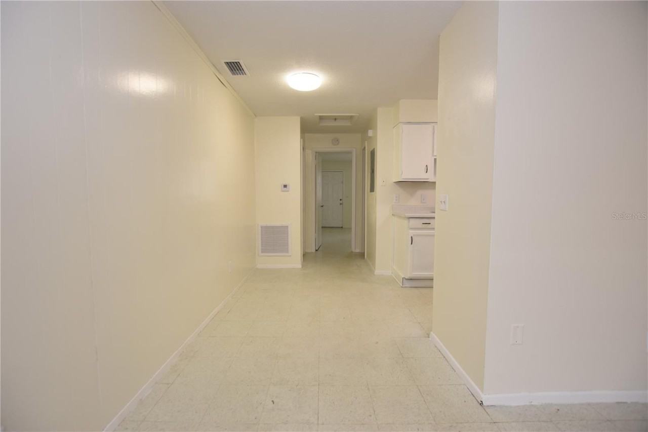 619 Robin Rd #3 - Photo 7 of 17