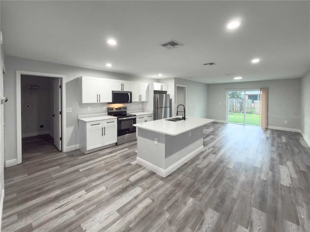 4443 Ferrari Dr - Photo 3 of 9