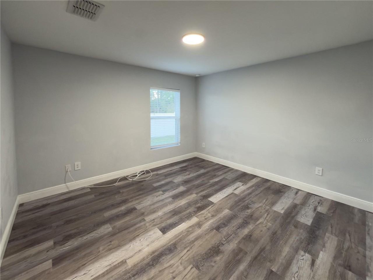 4443 Ferrari Dr - Photo 5 of 9