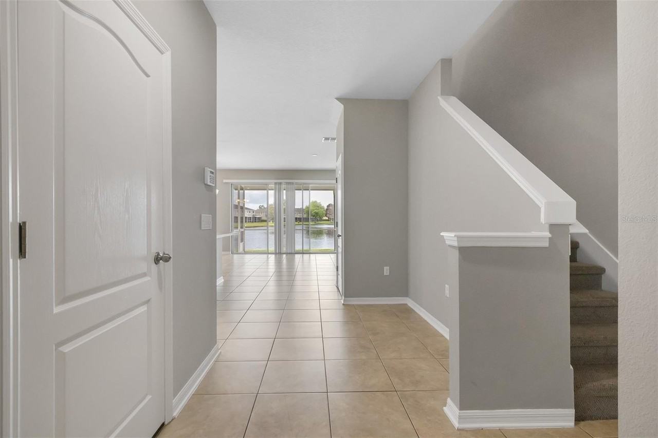 268 Maybeck Ct - Photo 5 of 35