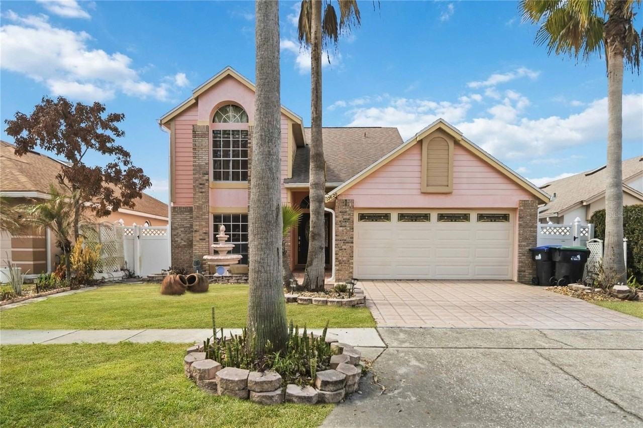 12620 Belrose Ave - Photo 3 of 32