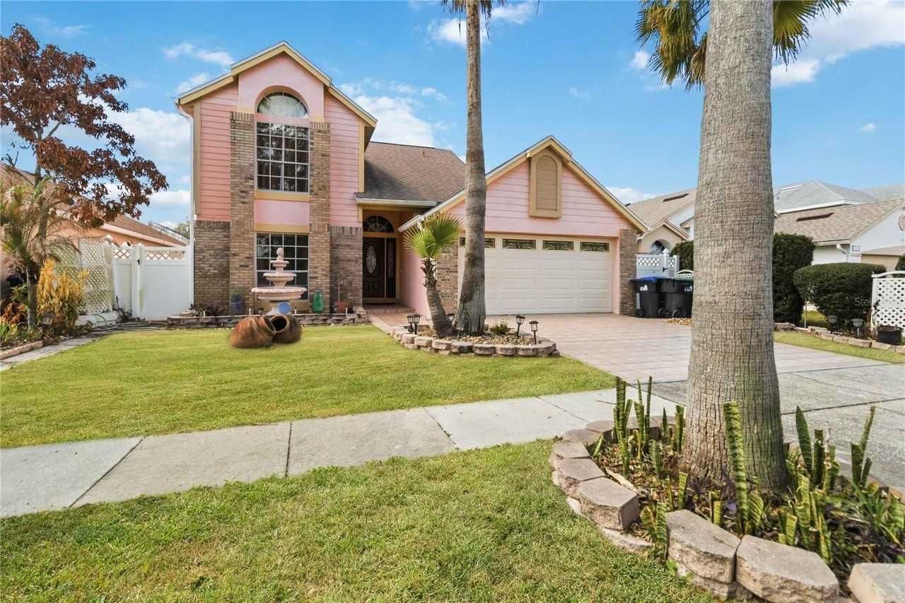 12620 Belrose Ave - Photo 4 of 32