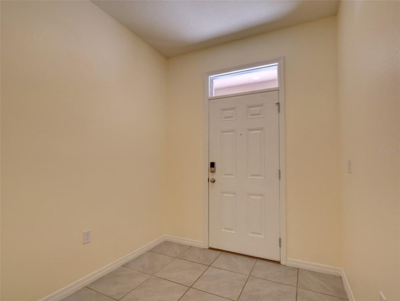 1289 Yellow Finch Dr - Photo 3 of 46