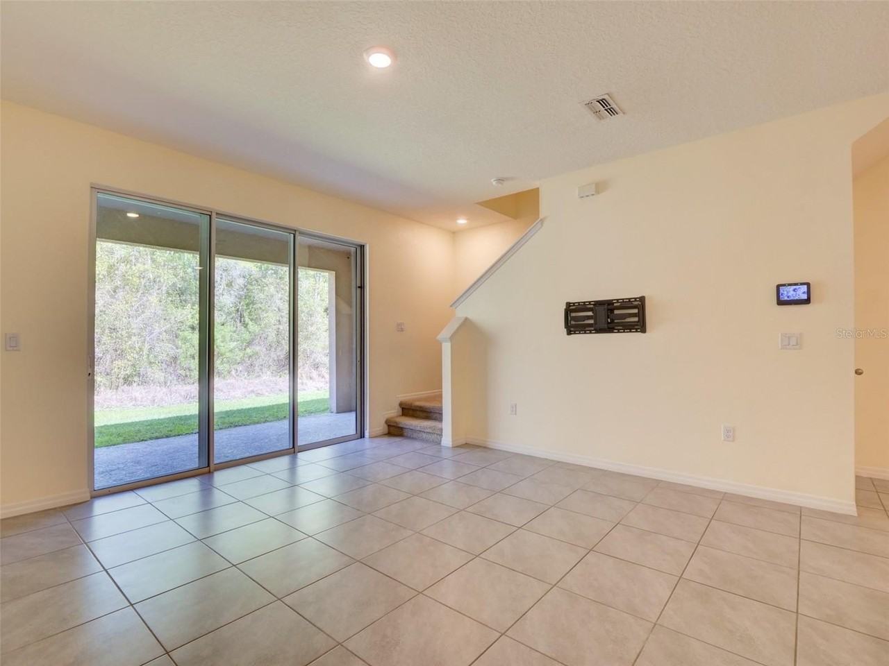 1289 Yellow Finch Dr - Photo 5 of 46