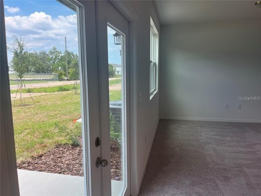 497 Madison Dr - Photo 7 of 9