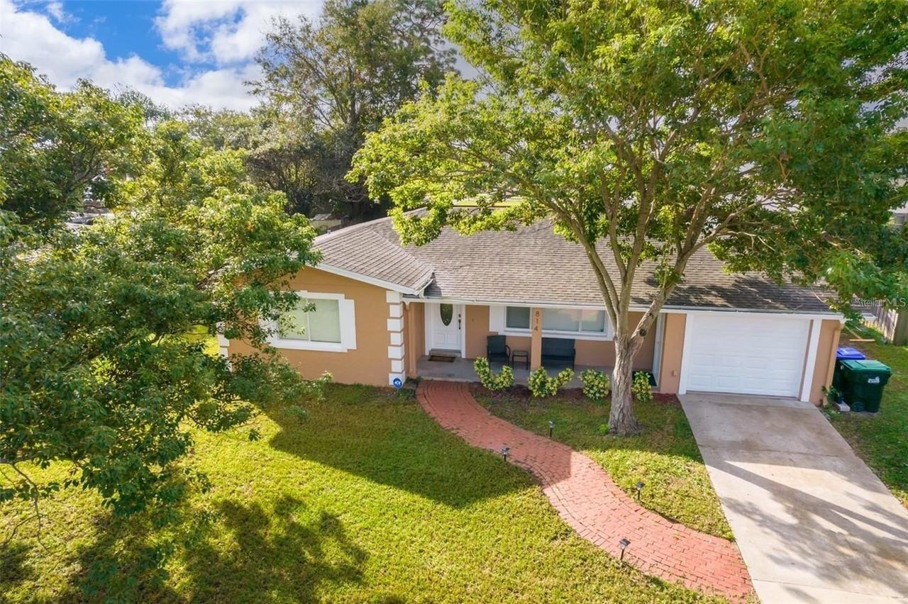 814 Malone Dr - Photo 3 of 21