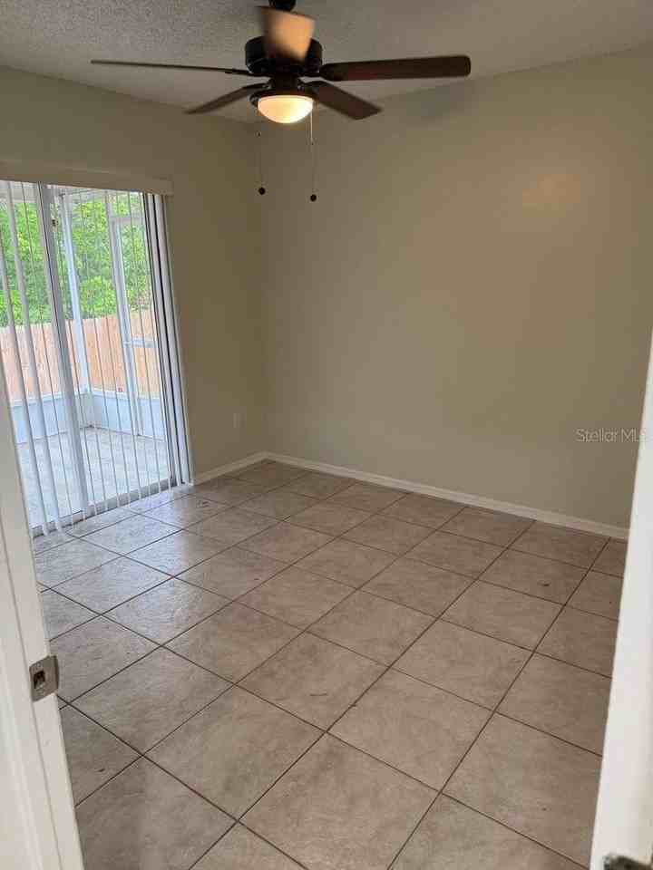 13875 Glasser Ave - Photo 7 of 20