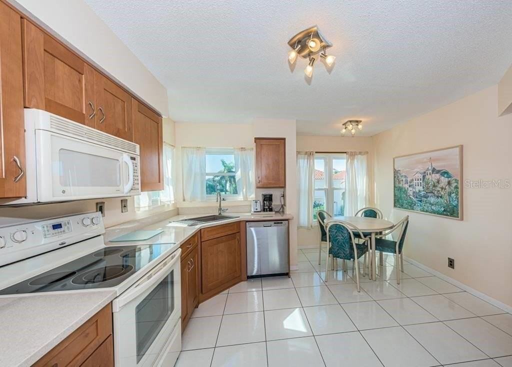 6151 Bahia Del Mar Blvd #226 - Photo 3 of 27