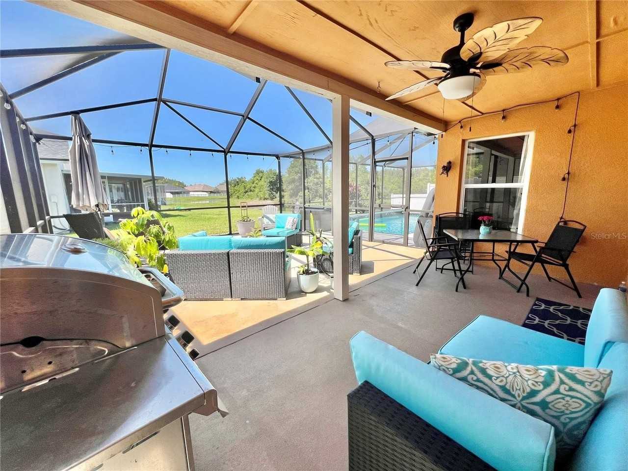 31244 Crestmont Ct - Photo 2 of 50