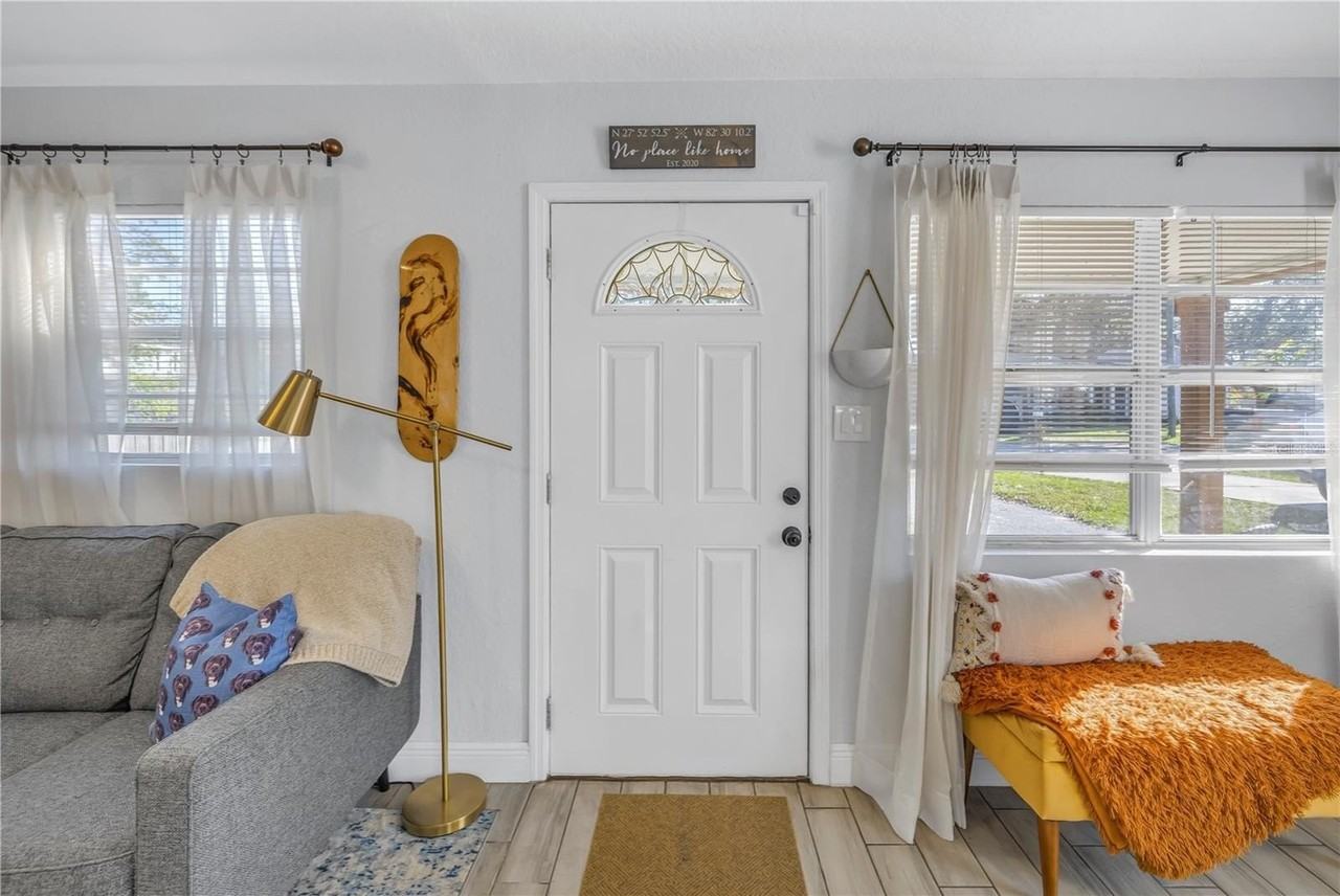 3605 W Iowa Ave - Photo 4 of 41