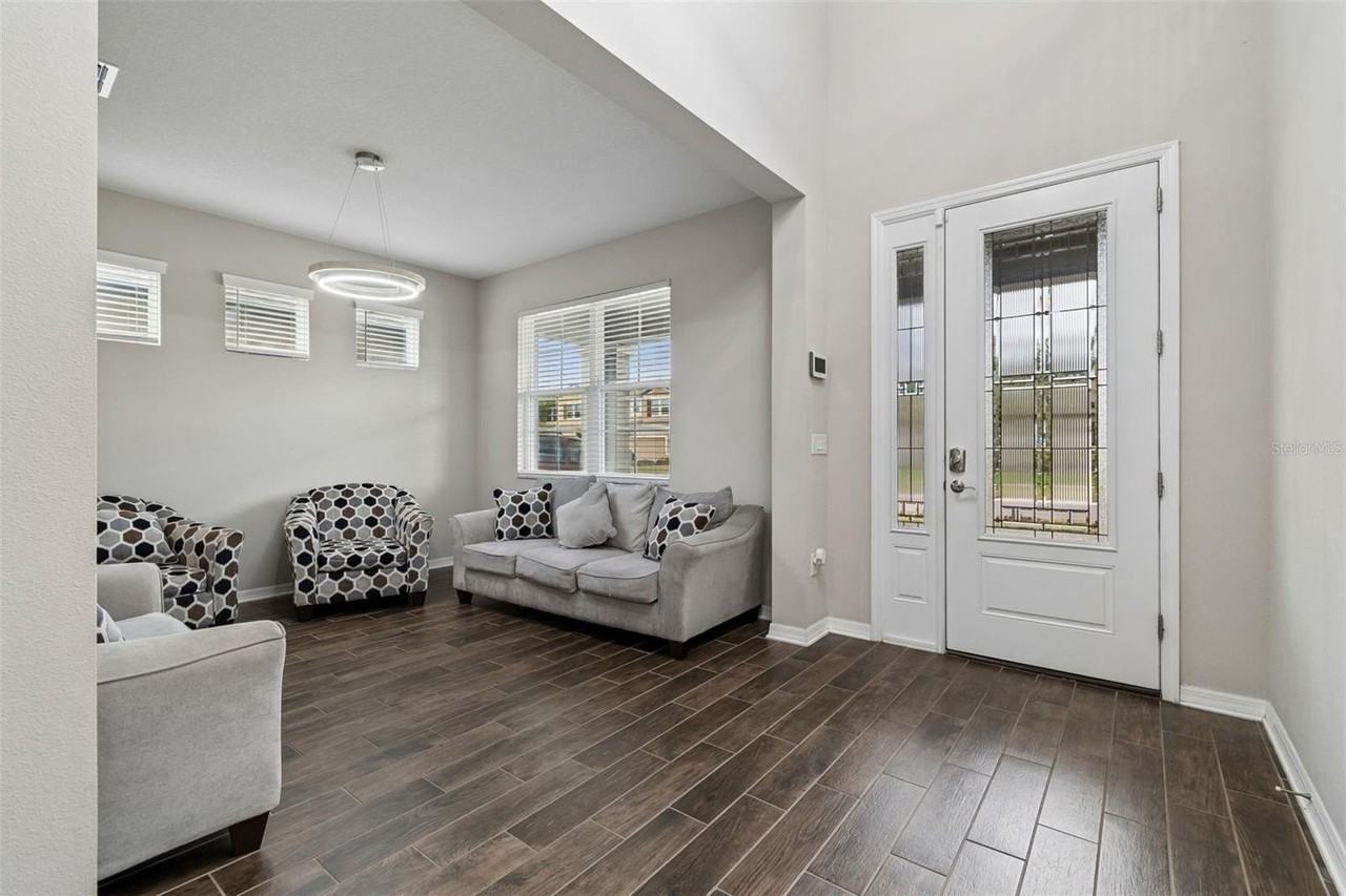 11433 Alachua Creek Ln - Photo 5 of 50