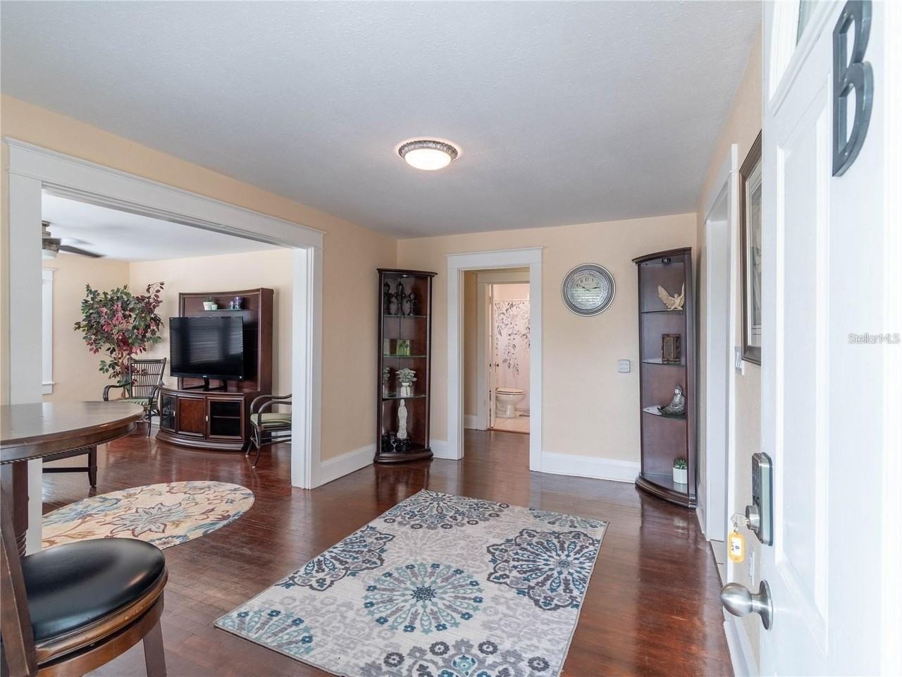 103 E Mohawk Ave #B - Photo 2 of 25
