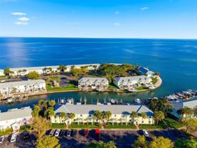 5174 Beach Dr Se #D - Photo 1 of 1