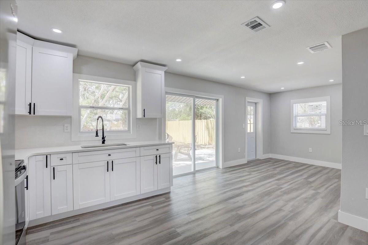 6347 S Lansdale Cir - Photo 7 of 19