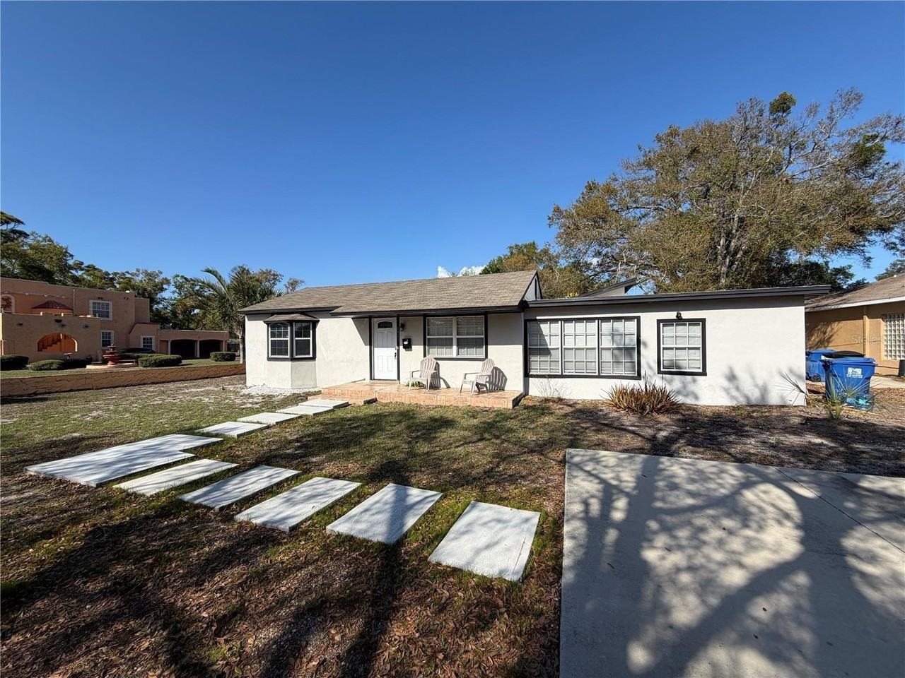 2421 Granada Cir E - Photo 2 of 2